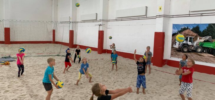 Zdravíme a máme dobrou zprávu, hala je otevřená. Přejeme hezký den! Beach Liberec